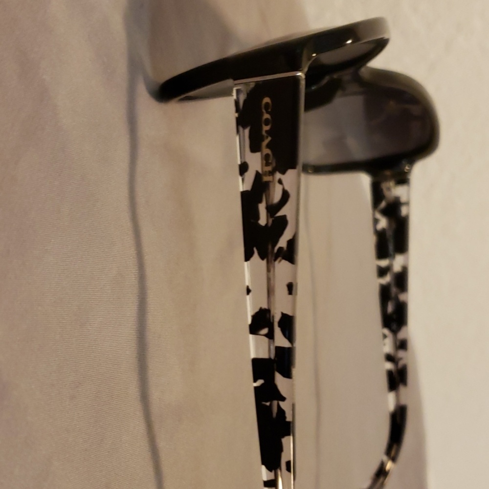 Coach  Sunglasses - Picture 2 of 5